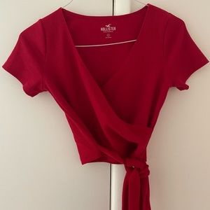 HOLLISTER RED CROP TOP